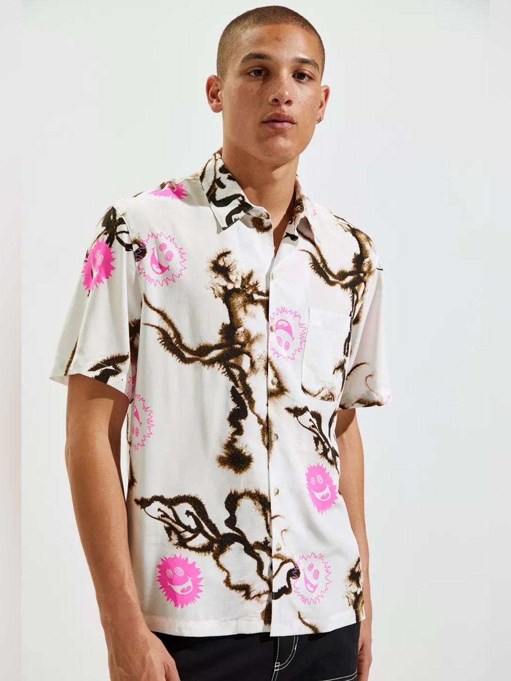 Urban Outfitters Swirls Rayon Short Sleeve Button Down Size Medium